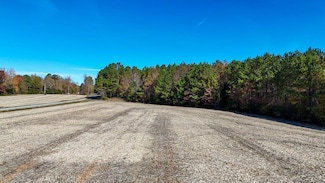 5665 Longview Dr, Kenbridge, VA 23944