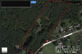 169 Fresh Ponds Rd, Monroe Township, NJ 08831