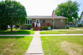 417 9th St N, Breckenridge, MN 56520
