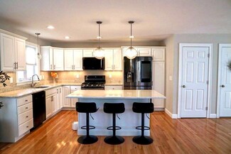 35 Longview Cir Unit 35, Ayer, MA 01432