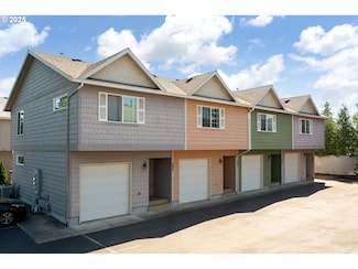 437 Harris Ln, Oregon City, OR 97045