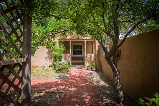 7 Lumax Rd, Los Lunas, NM 87031