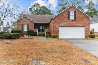 104 Fairview Ln, Chocowinity, NC 27817