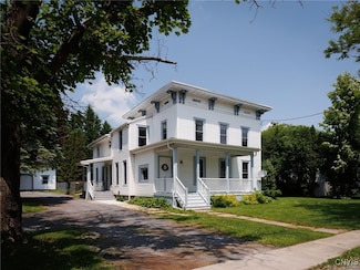 21 Antwerp St, Philadelphia, NY 13673