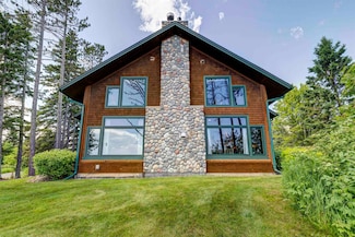 2826 Highway 61, Two Harbors, MN 55616