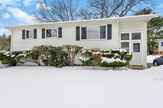 20 Dodge Rd, Hyde Park, MA 02136