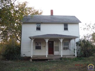 26620 Windy Hill Rd, Maple Hill, KS 66507