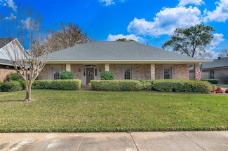 7709 Chesapeake Dr, Shreveport, LA 71105