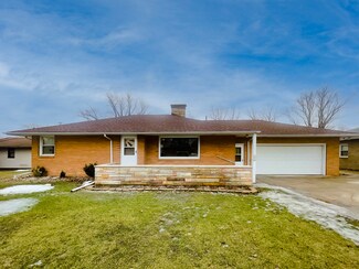 23 Manhattan Dr, Streator, IL 61364