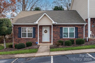 1096 22nd St NE, Hickory, NC 28601