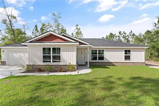 145 Sparrow Ln, Jesup, GA 31545