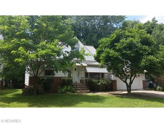 1588 E 230th St, Euclid, OH 44117
