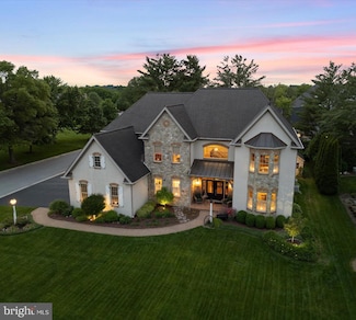 708 Goose Neck Dr, Lititz, PA 17543