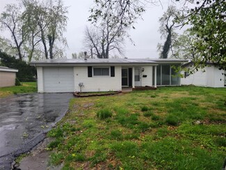 8318 Woodhurst Dr, Saint Louis, MO 63134