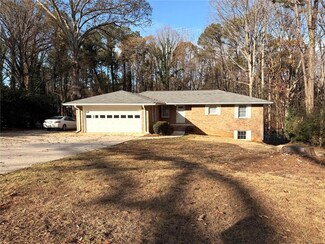 4359 Parkview Dr, Lithia Springs, GA 30122