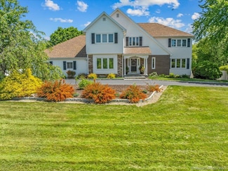 3 Colman Dr, Wolcott, CT 06716