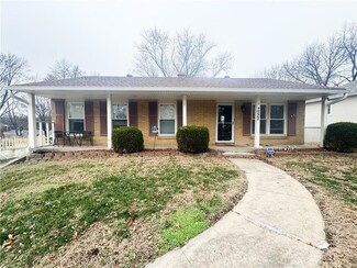 7522 N Virginia Ave, Kansas City, MO 64118