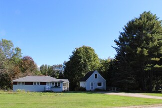 432 Winthrop Center Rd, Winthrop, ME 04364
