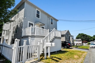 27 Whittier St, Fall River, MA 02724