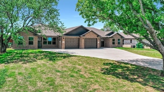 605 N Friendship Rd, Sherman, TX 75092