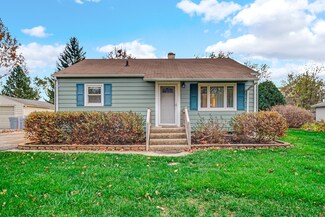 307 Birch St, Crown Point, IN 46307