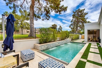 2737 E Arizona Biltmore Cir Unit 8, Phoenix, AZ 85016