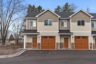 425 W 8th St Unit 22, New Richmond, WI 54017