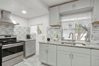 1070 S Newton St, Denver, CO 80219