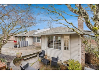 213 Hidalgo St, Lake Oswego, OR 97035