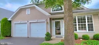 10 Honeyflower Dr, Trenton, NJ 08620