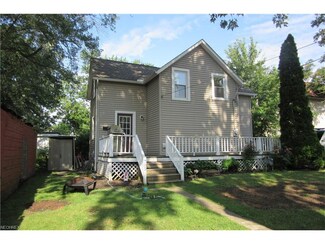705 Eagle St, Fairport Harbor, OH 44077
