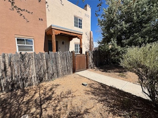 2210 Miguel Chavez Rd Unit 815, Santa Fe, NM 87505