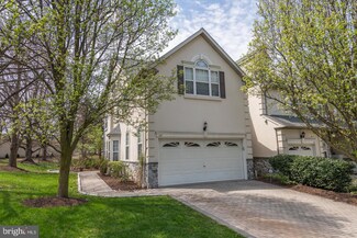 309 Meadow View Ln, Lansdale, PA 19446