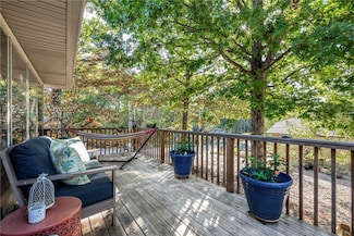 6 Banbury Ln, Bella Vista, AR 72714