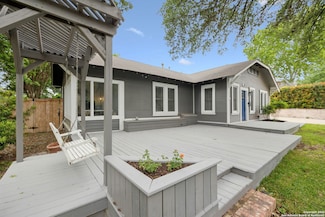 118 Routt St, San Antonio, TX 78209