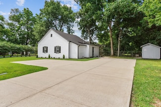 706 Poplar Ave, Murfreesboro, TN 37130