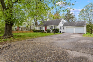 342 York St, York, ME 03909