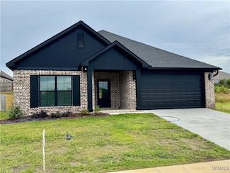 13743 Blackoak Dr, Northport, AL 35475