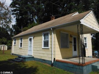 400 Tunstall Ave, Blackstone, VA 23824