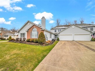 7568 Monterey Bay Dr Unit 4, Mentor On the Lake, OH 44060