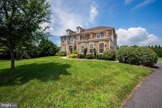518 Schooner Ct, Newark, DE 19702