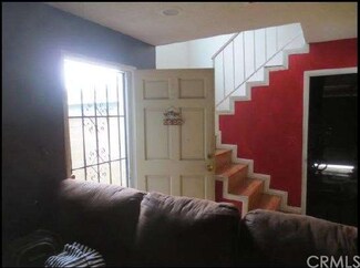 7592 Washington Dr, Huntington Beach, CA 92647