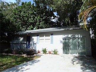 4031 Iola Dr, Sarasota, FL 34231
