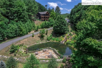 750 Silver Springs Dr, Banner Elk, NC 28604