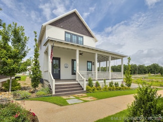 56 N Center Ln, Carlton Landing, OK 74432