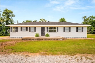 203 8th St, Colfax, LA 71417
