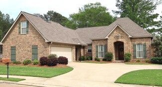 201 Evelyn Ln, Brandon, MS 39042