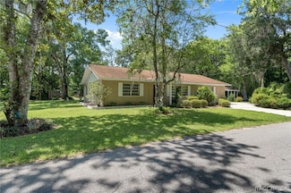 690 S Flora Point, Inverness, FL 34450