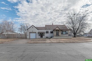 4371 S 41st Ave, Omaha, NE 68107