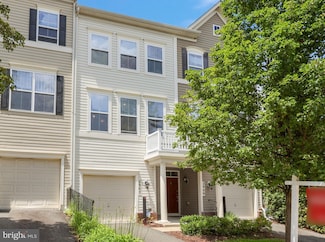 2907 Chinkapin Oak Ln Unit 245, Woodbridge, VA 22191